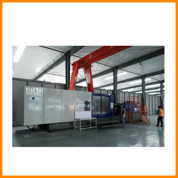 1200 tons injection molding equipment